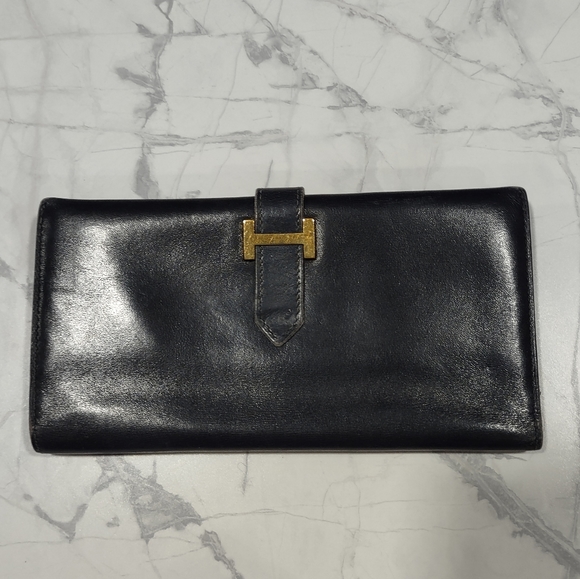 Hermes Handbags - Authentic Vintage Hermes Wallet